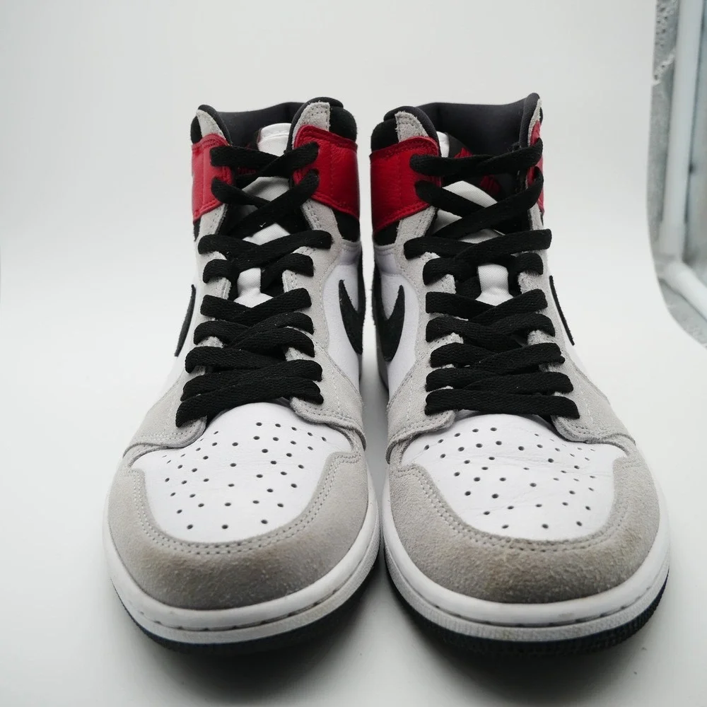 Nike‎ Air Jordan 1 Retro High OG Light Smoke Grey 555088-126 Mens 8.5 White Red